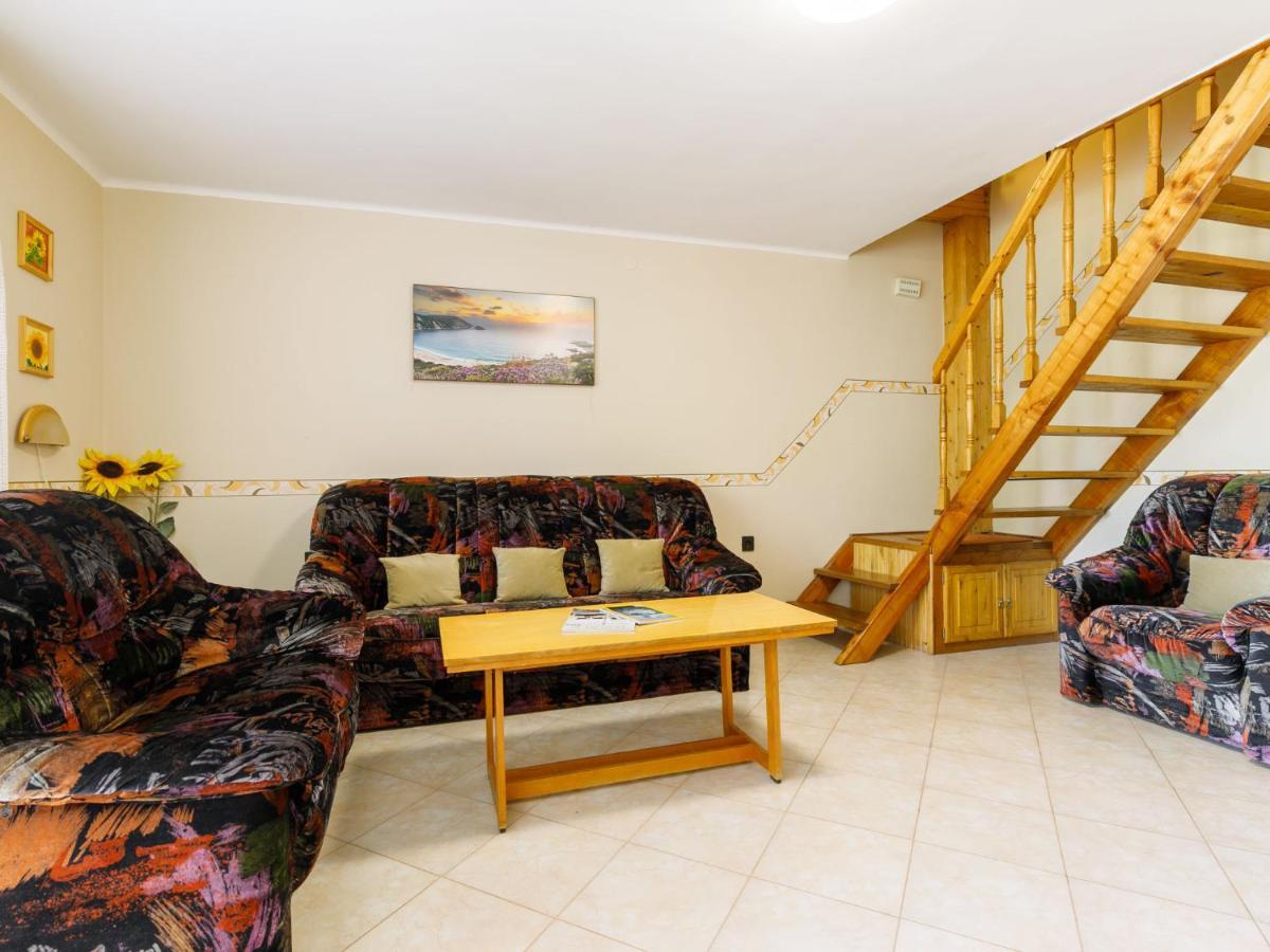 Holiday Home Jazmin By Interhome Balatonszarszo Buitenkant foto